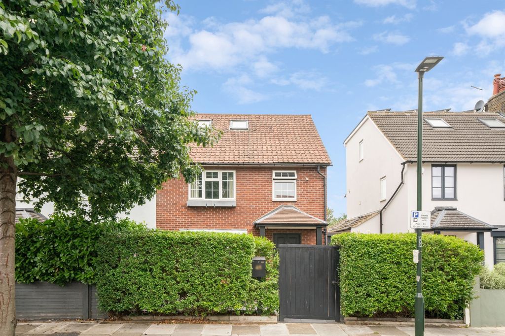 Property photo 1 of 16