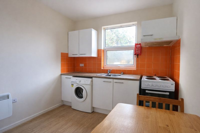 Property photo 2 of 7 Photo 2