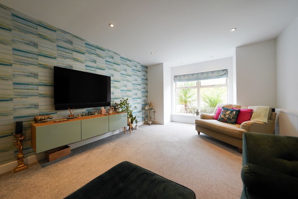 Property photo 2 of 36 Dsc09805