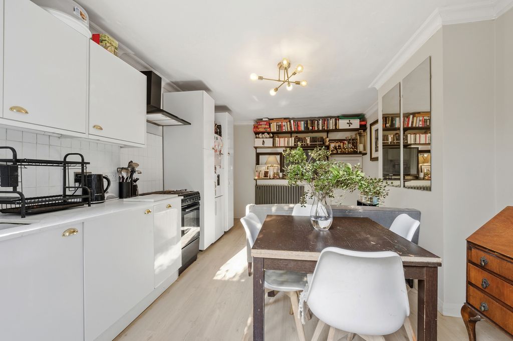 Property photo 2 of 15 Picture No. 07