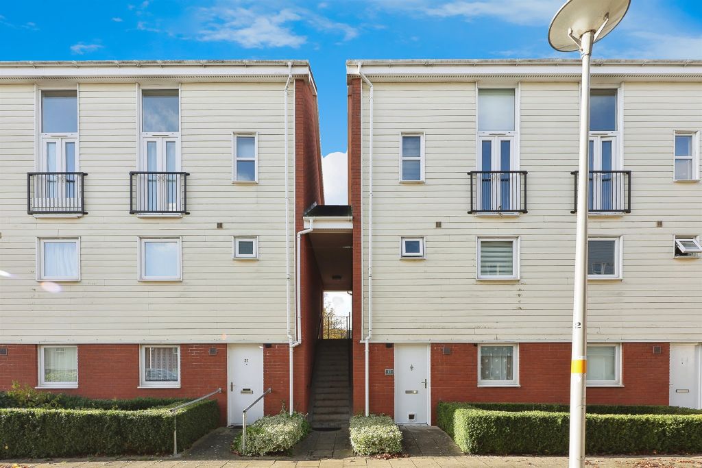 Property photo 1 of 17