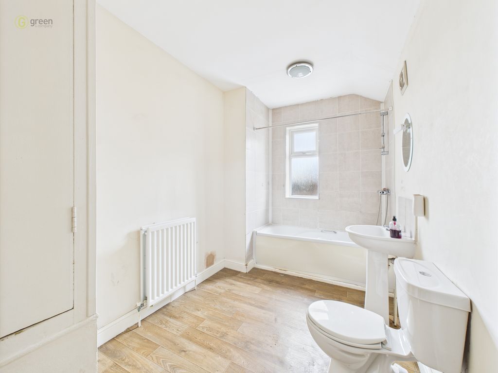 Property photo 3 of 11
