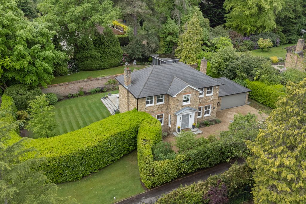 Property photo 1 of 18