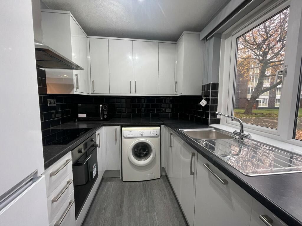 Property photo 2 of 3