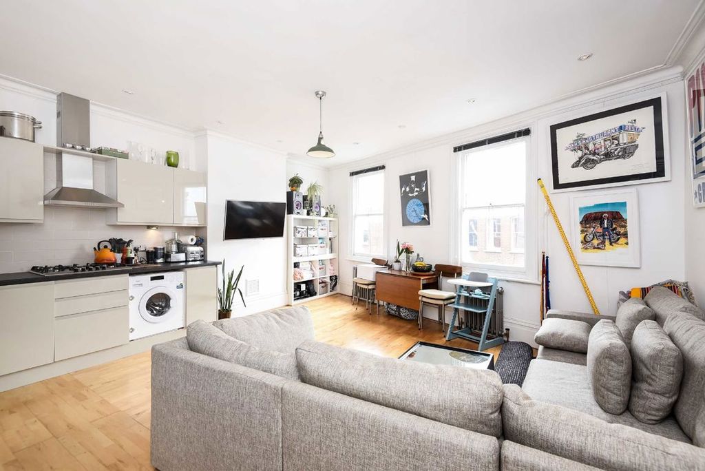 Property photo 1 of 5