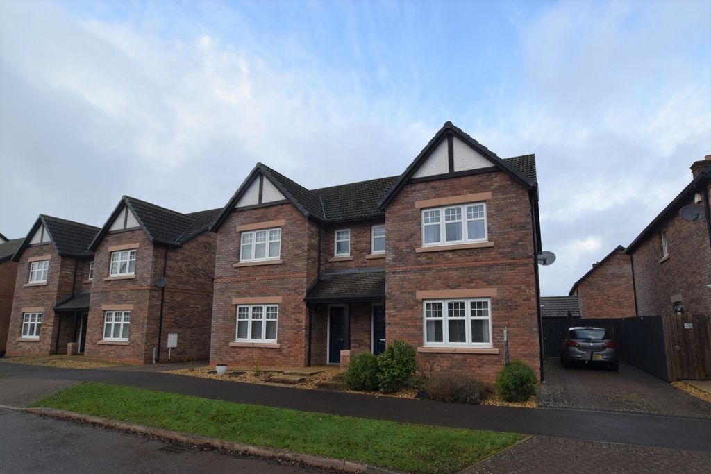 Property photo 1 of 26