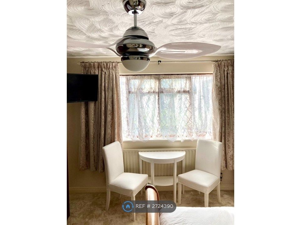 Property photo 1 of 16 Double Room With En Suite