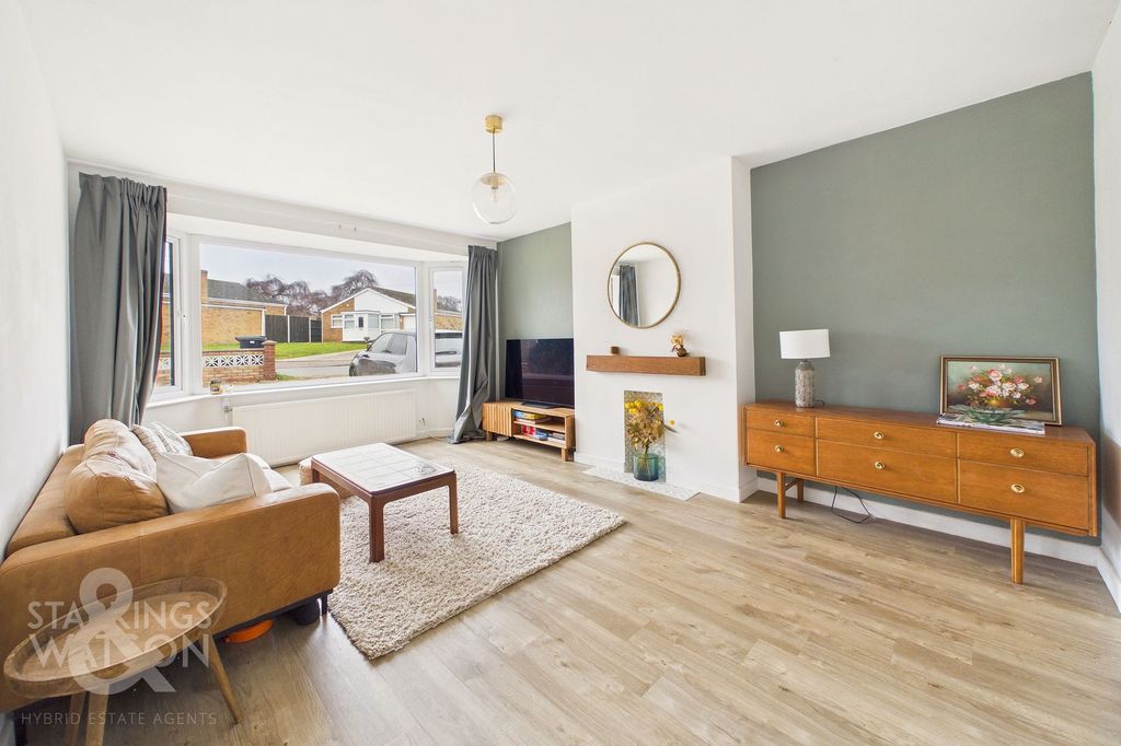 Property photo 2 of 29