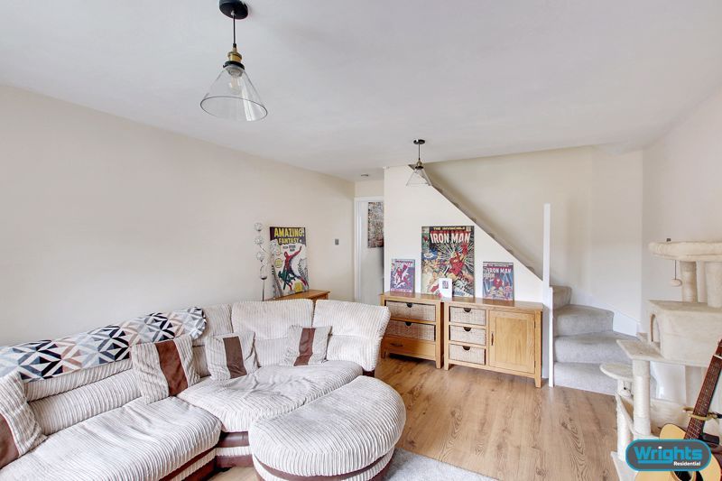 Property photo 3 of 17 Photo 4