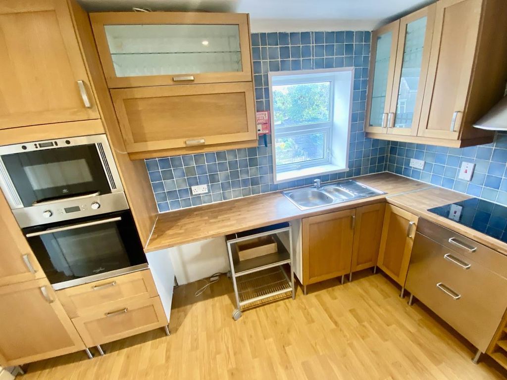 Property photo 3 of 17 Img_7721