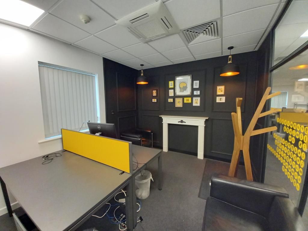 Property photo 3 of 7 Photo 18