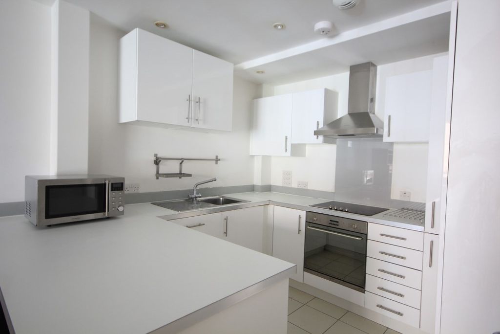 Property photo 2 of 4 Kitchen