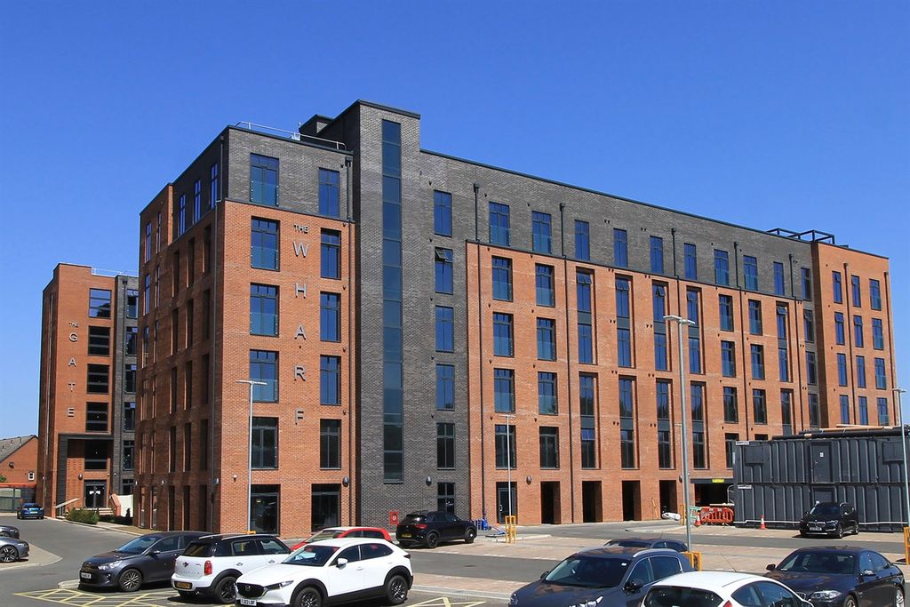 Property photo 1 of 42 The Wharf