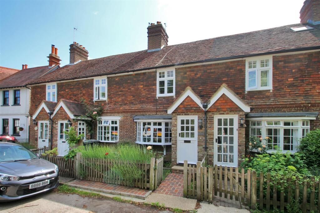 Property photo 1 of 11