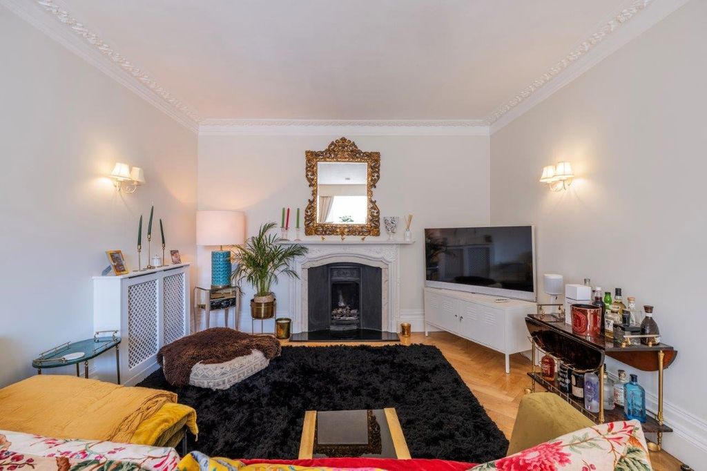 Property photo 2 of 10 Picture No. 89
