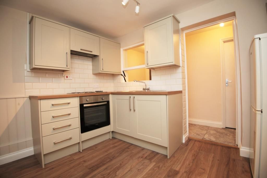 Property photo 2 of 12 Kitchen