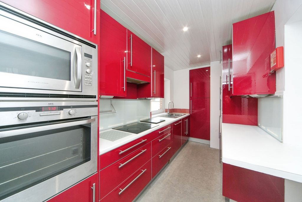 Additional image 4 of 3 bed flat for saleGarth Court, Abbey Road, Llandudno, Conwy LL30