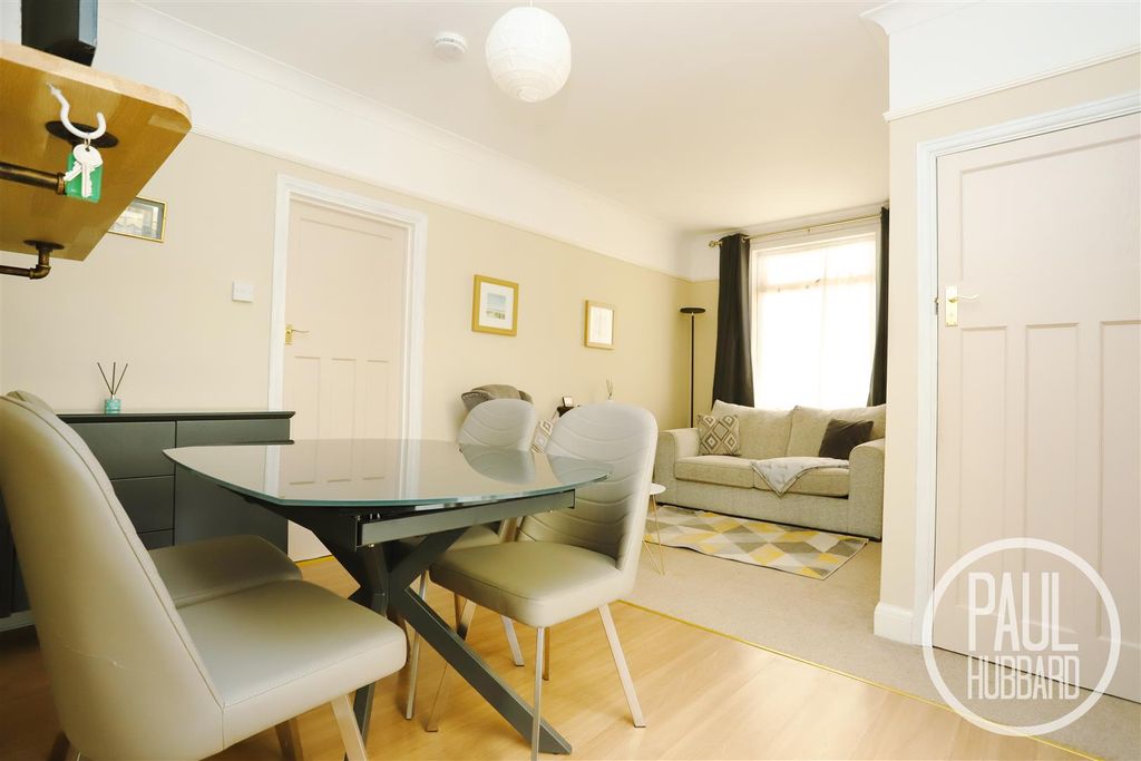 Property photo 2 of 12 Img_5517.Jpg