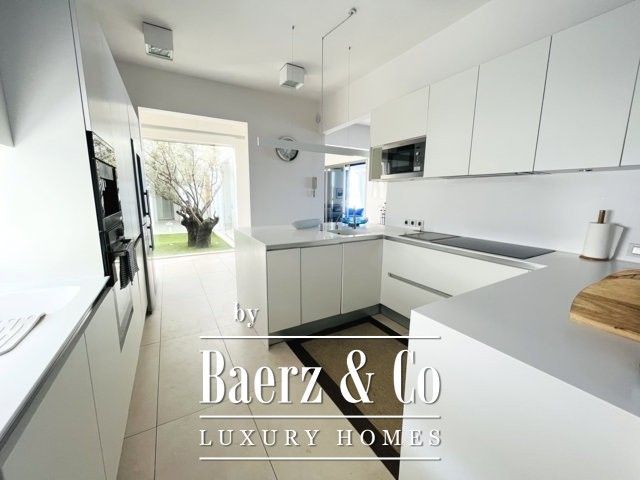 Property photo 3 of 28