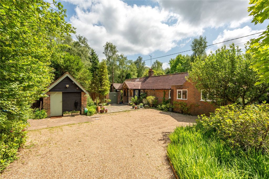 Property photo 1 of 26 Picture No. 32