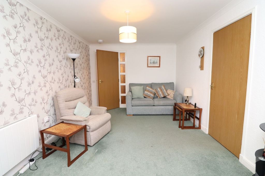 Property photo 3 of 22