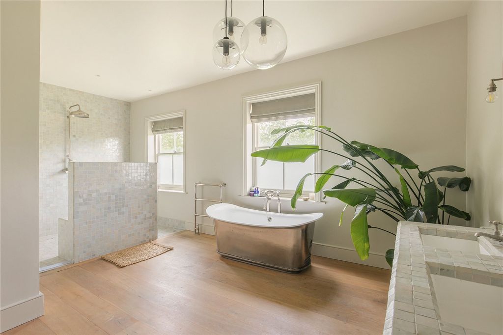 Additional image 12 of 6 bed detached house for saleHaslingfield Manor, 5 High Street, Cambridge, Cambridgeshire CB23
