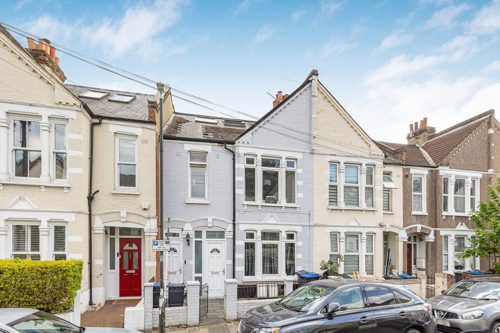 Property photo 1 of 8