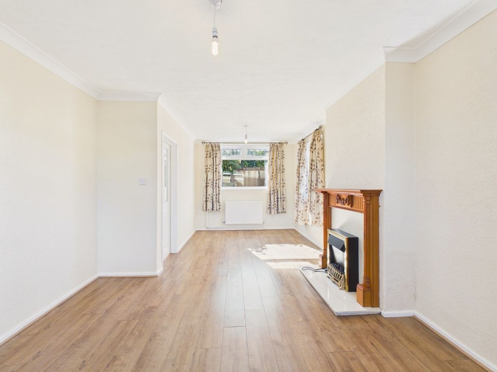 Property photo 3 of 14 5040605