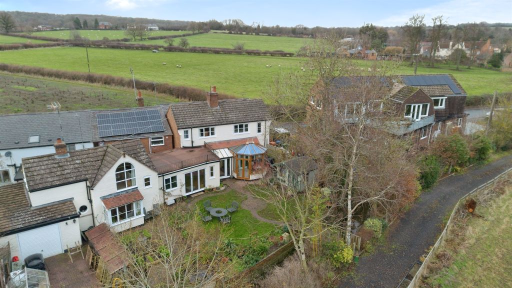 Property photo 1 of 32