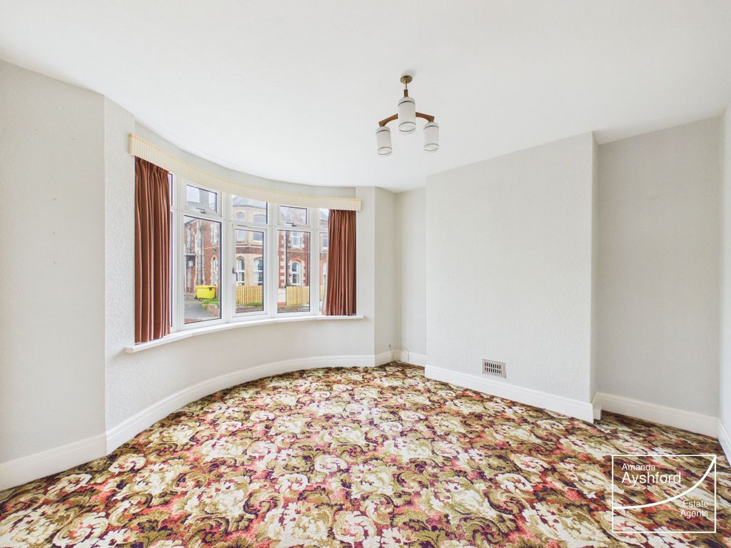 Property photo 2 of 27