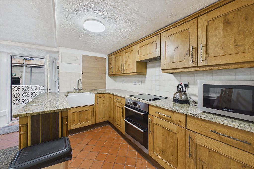 Property photo 3 of 15 Picture No. 05
