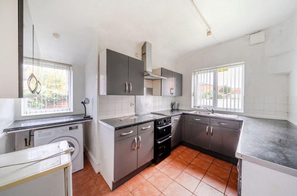 Property photo 3 of 22 1539226-7-1A168B7270Cb7