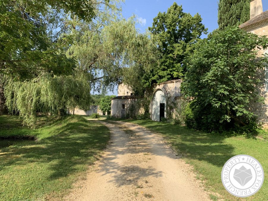 Property photo 3 of 21