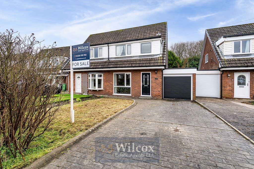 Property photo 1 of 23