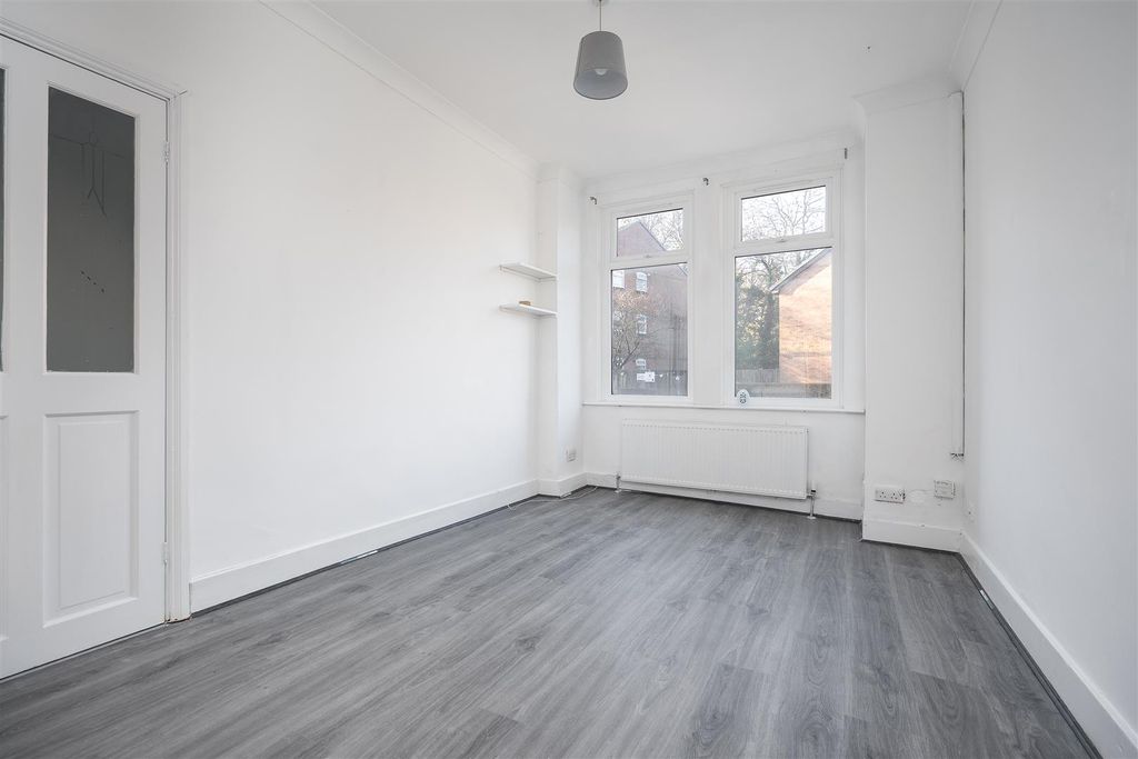 Property photo 3 of 13 Living/Dining Room