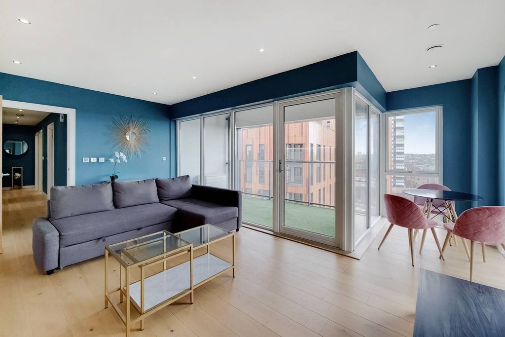 Property photo 1 of 14