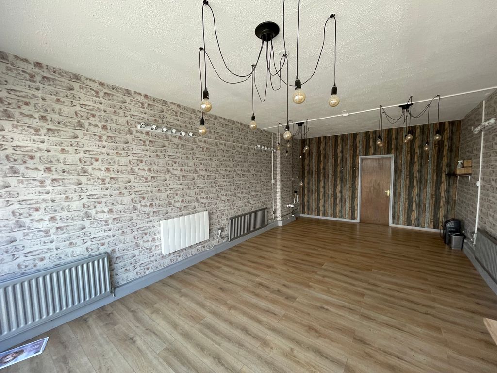 Property photo 2 of 2