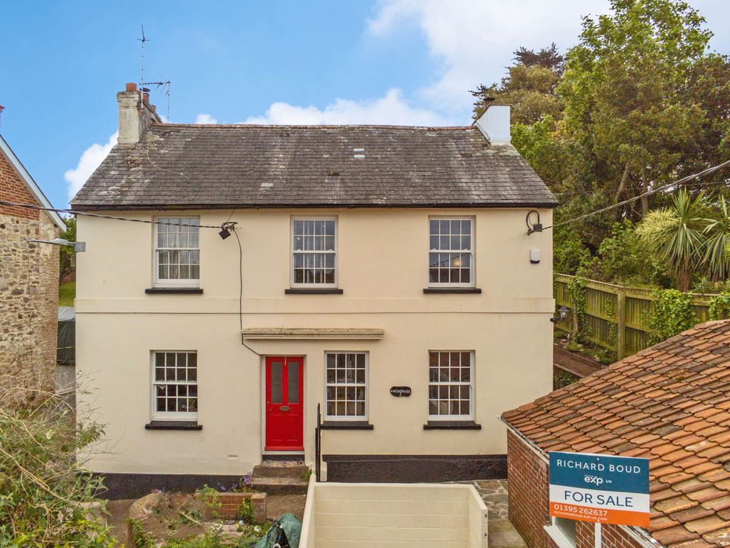 Property photo 1 of 16