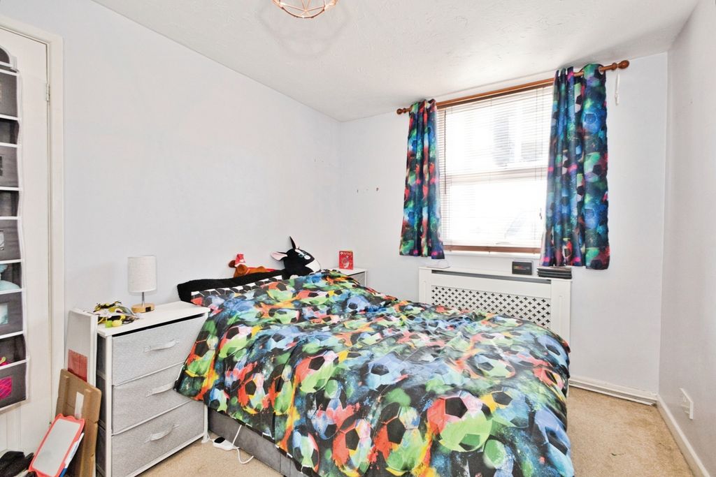 Additional image 10 of 2 bed flat for saleRutters Lane, Ilminster, Somerset TA19