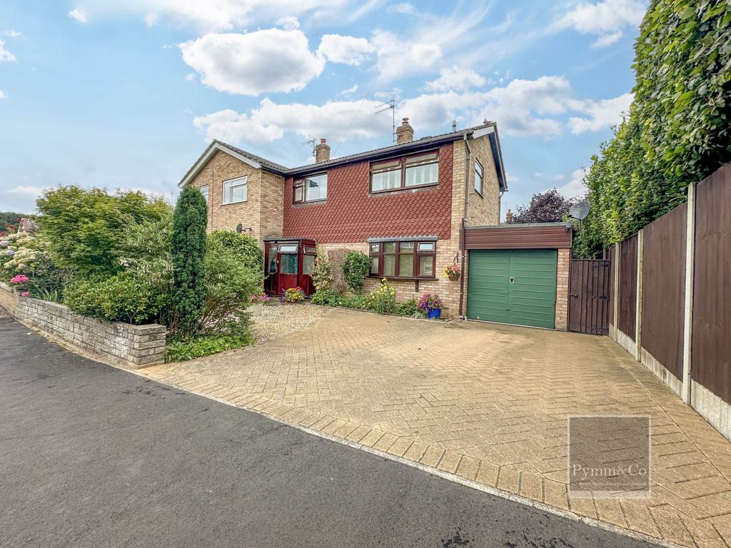 Property photo 1 of 23