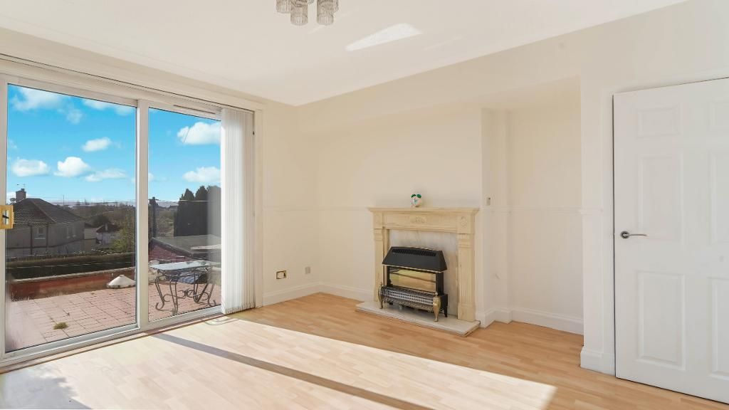 Property photo 2 of 24 Living Room