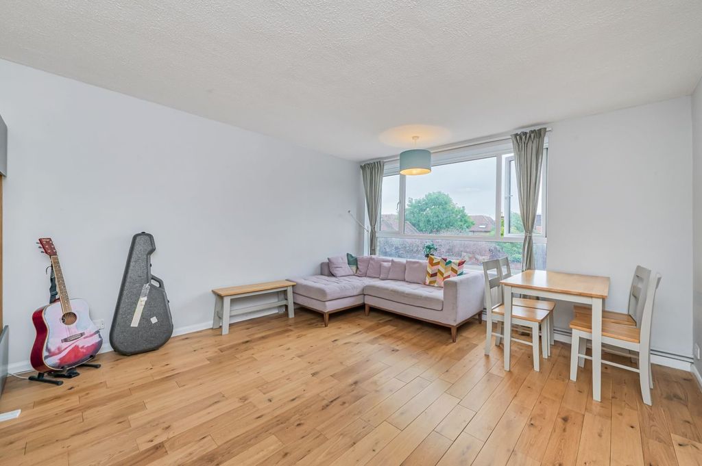 Property photo 2 of 7 Picture No. 06