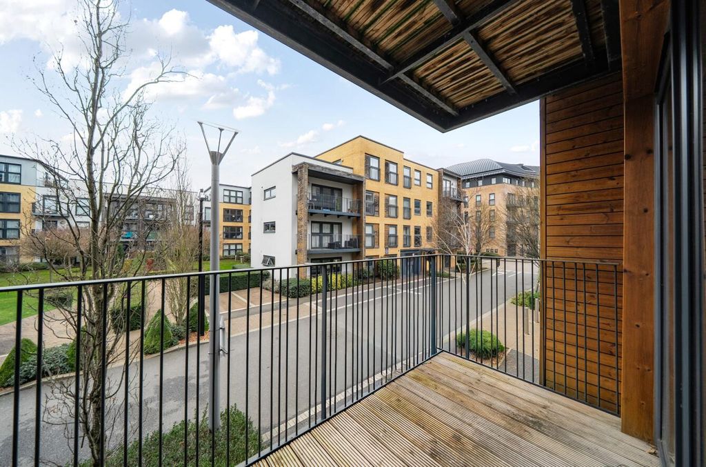 Property photo 3 of 19 Davidson Frost-Wellings, Dfw, Clement Court, Stanm