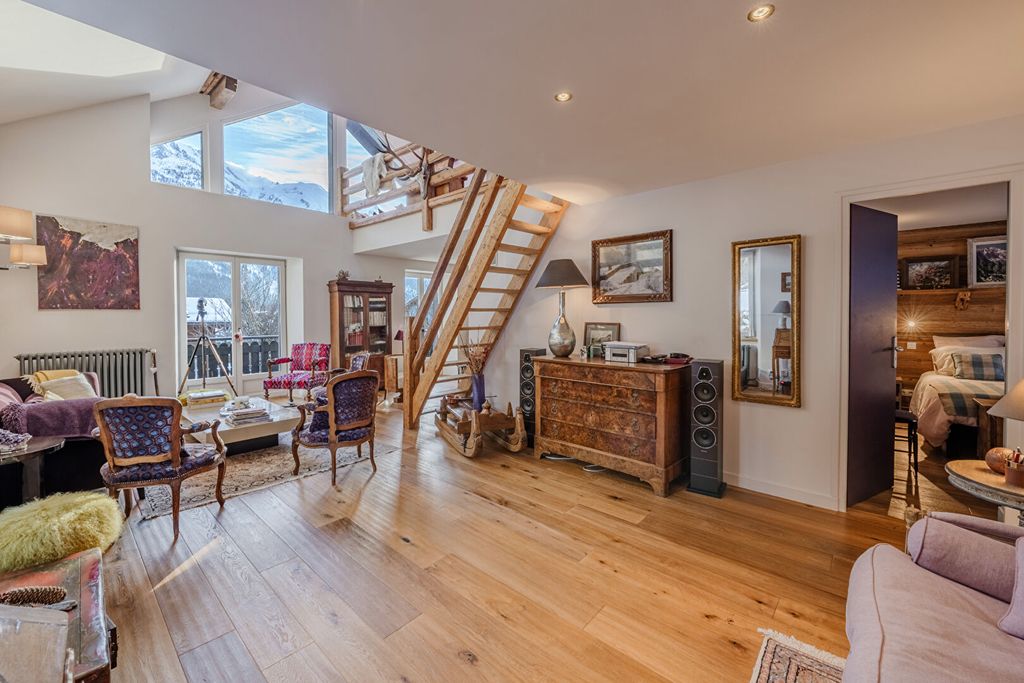 Property photo 3 of 12 Chamonix Chalet For