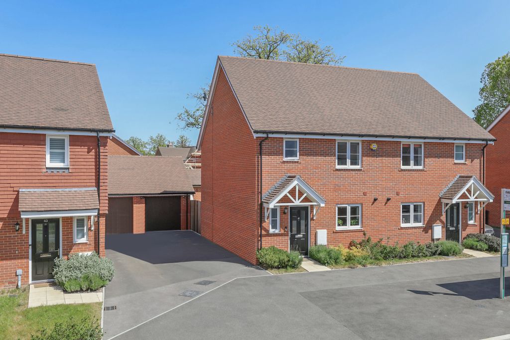 Property photo 1 of 9 Picture No. 10