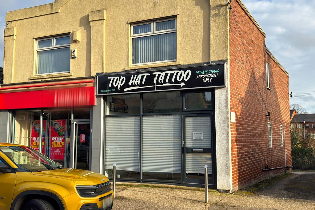 Property photo 1 of 6 Front