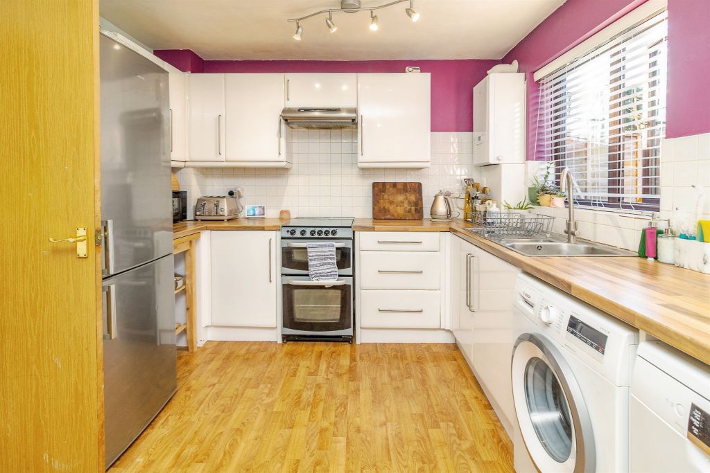 Property photo 3 of 14