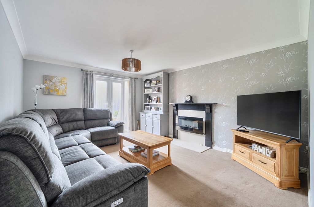 Property photo 2 of 19 1375638-14-69088E...