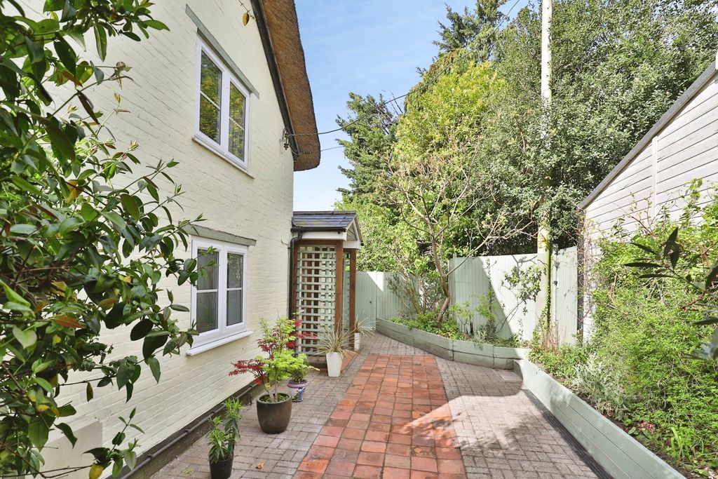 Property photo 2 of 30 Pbox-Img.Jpg