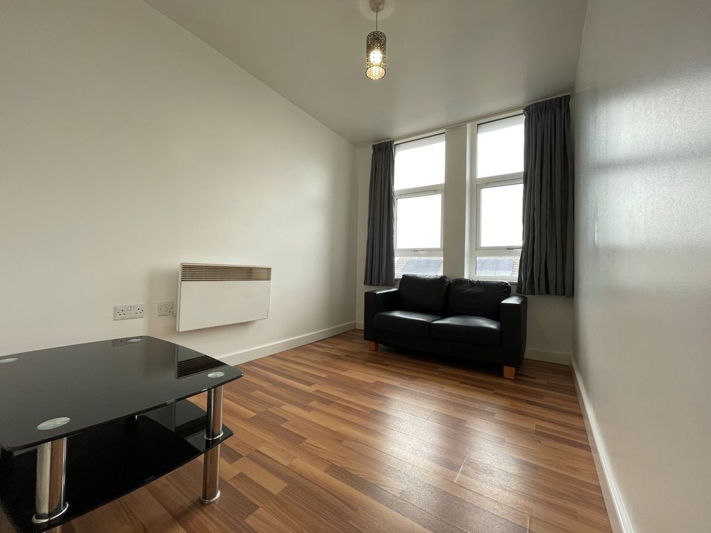 Property photo 3 of 6